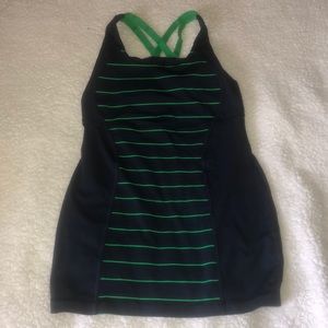 Cute lululemon tank w/ built on bra